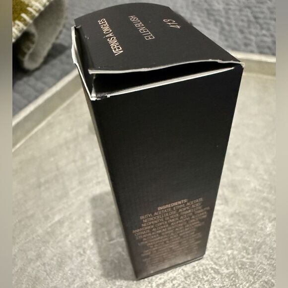 GUCCI NAIL POLISH “ELLEN BLUSH” 413 | HIGH-SHINE FINISH – LUXURY BLUSH PINK - Picture 8 of 17